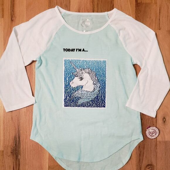 2 in 1 Sequin Changing Cat/ Unicorn Design Shirt - Picture 5 of 8